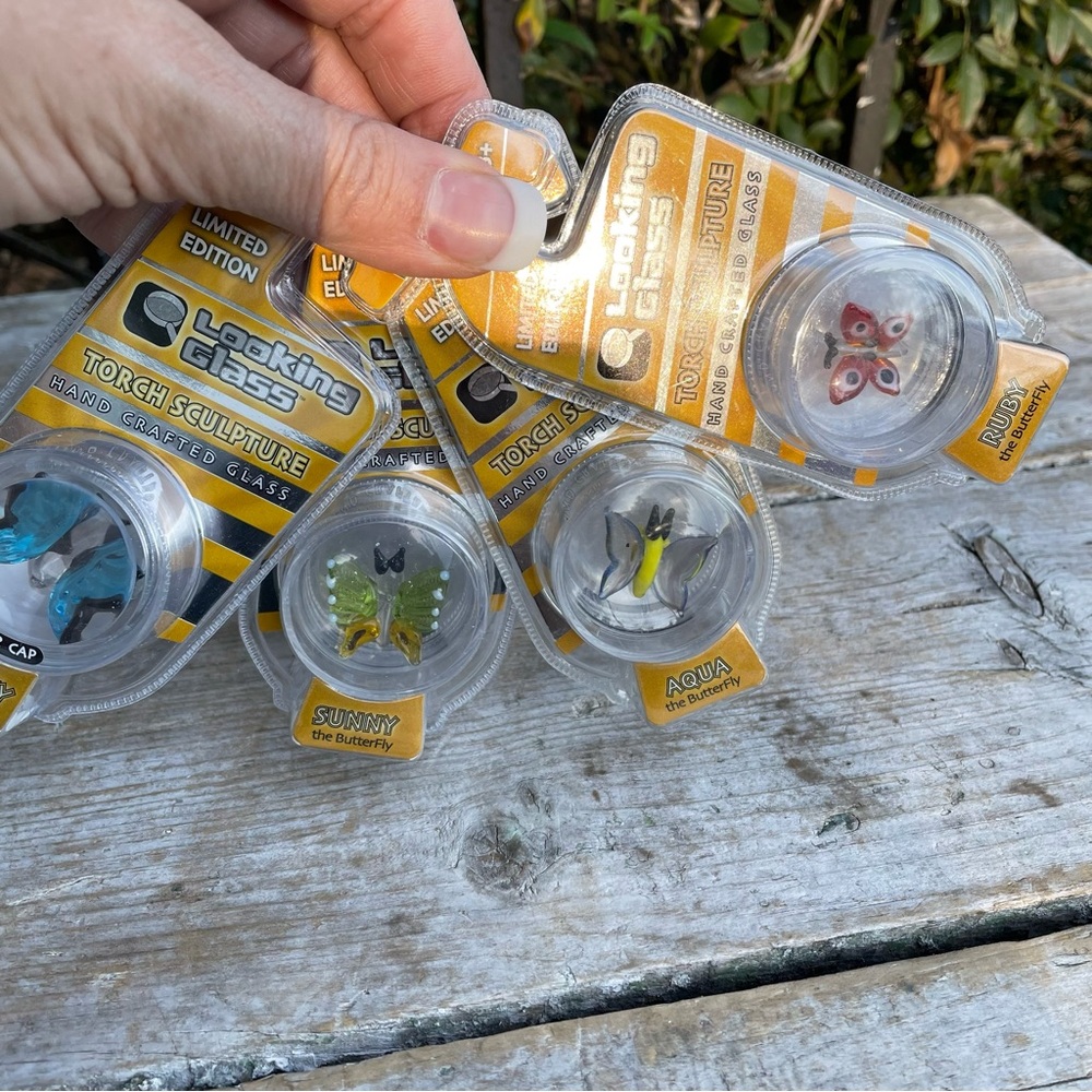 Looking Glass BUTTERFLIES miniatures set of 3 figurines
